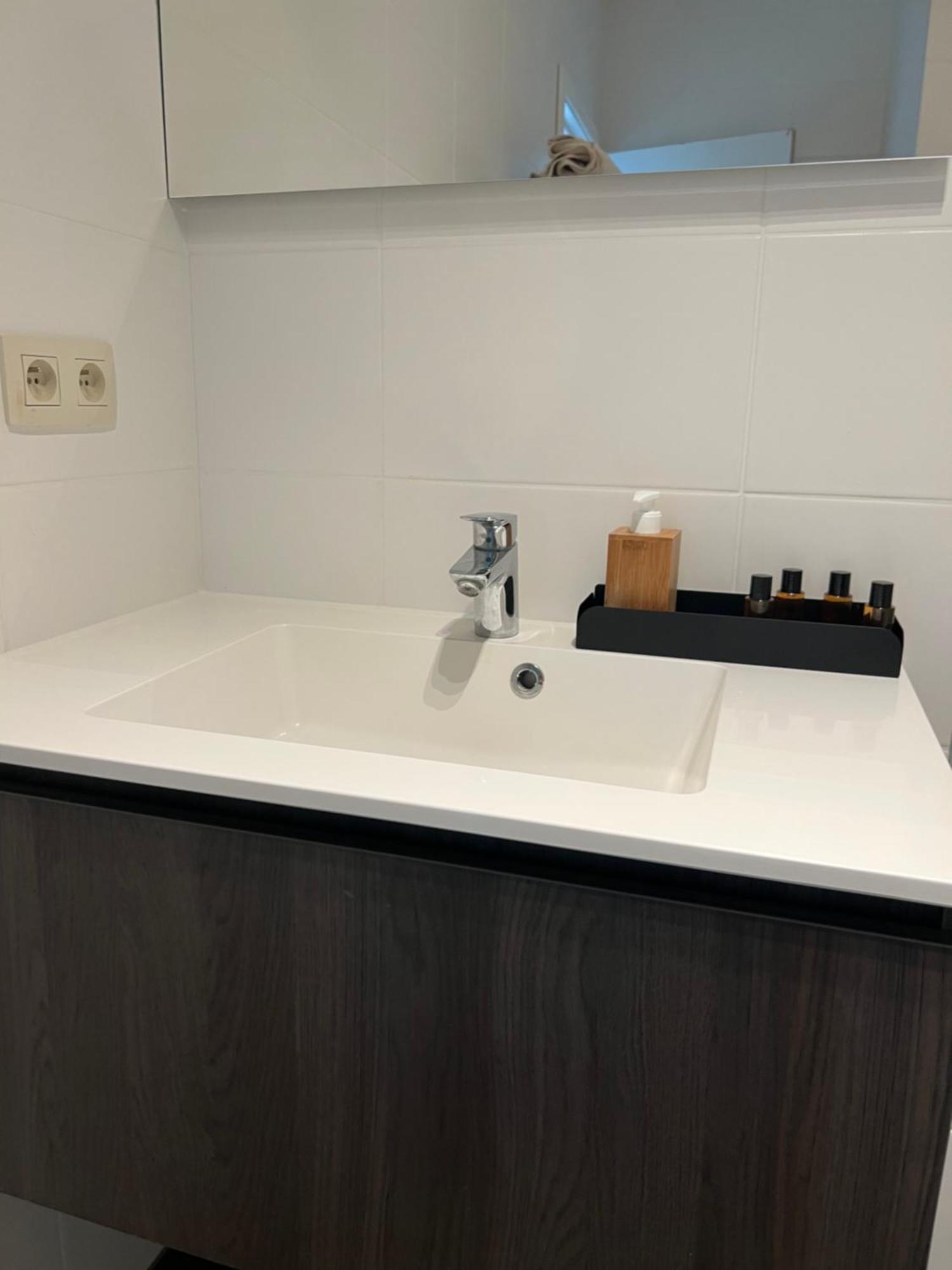 K&Y Suite 1 Brussels Airport 500M! ザベンテム エクステリア 写真